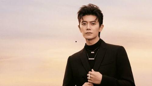 最新爆料男星是谁图片,最新爆料男星身份曝光，真相令人震惊！